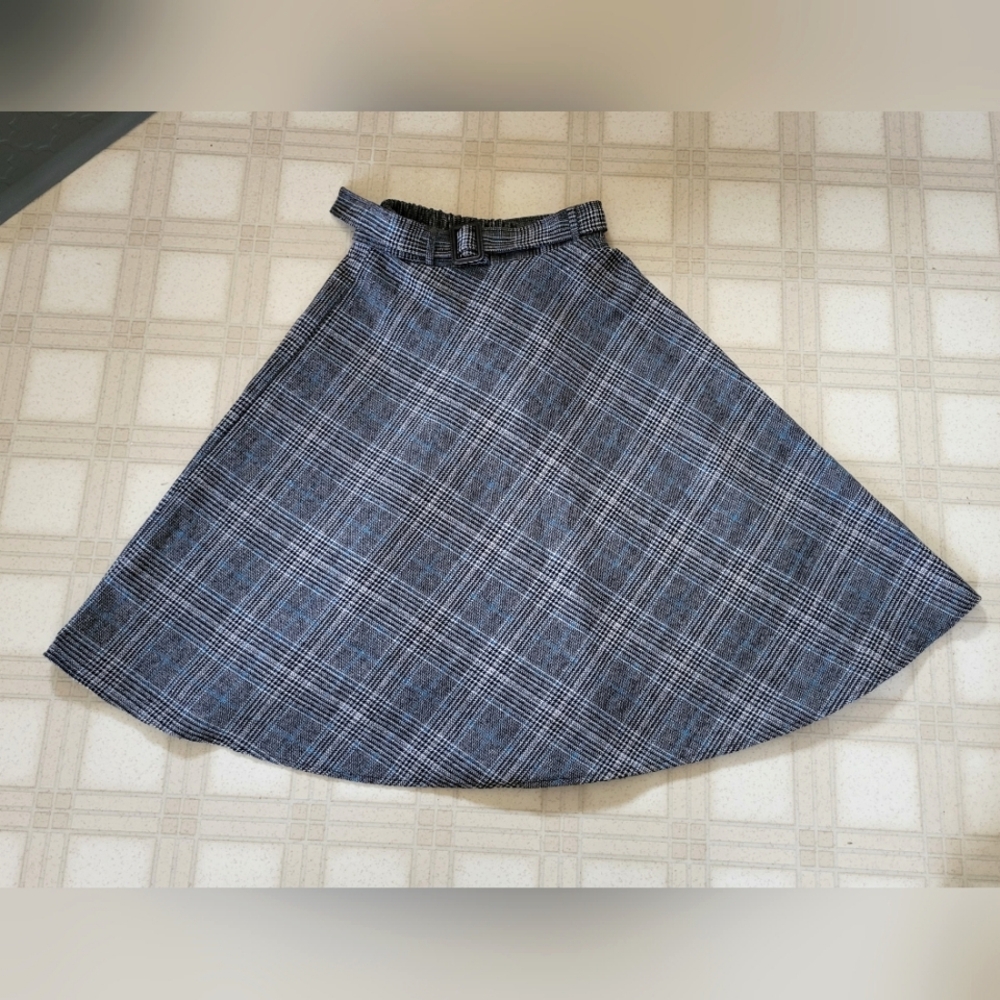 Elegant Cotton Blend Winter Skirt